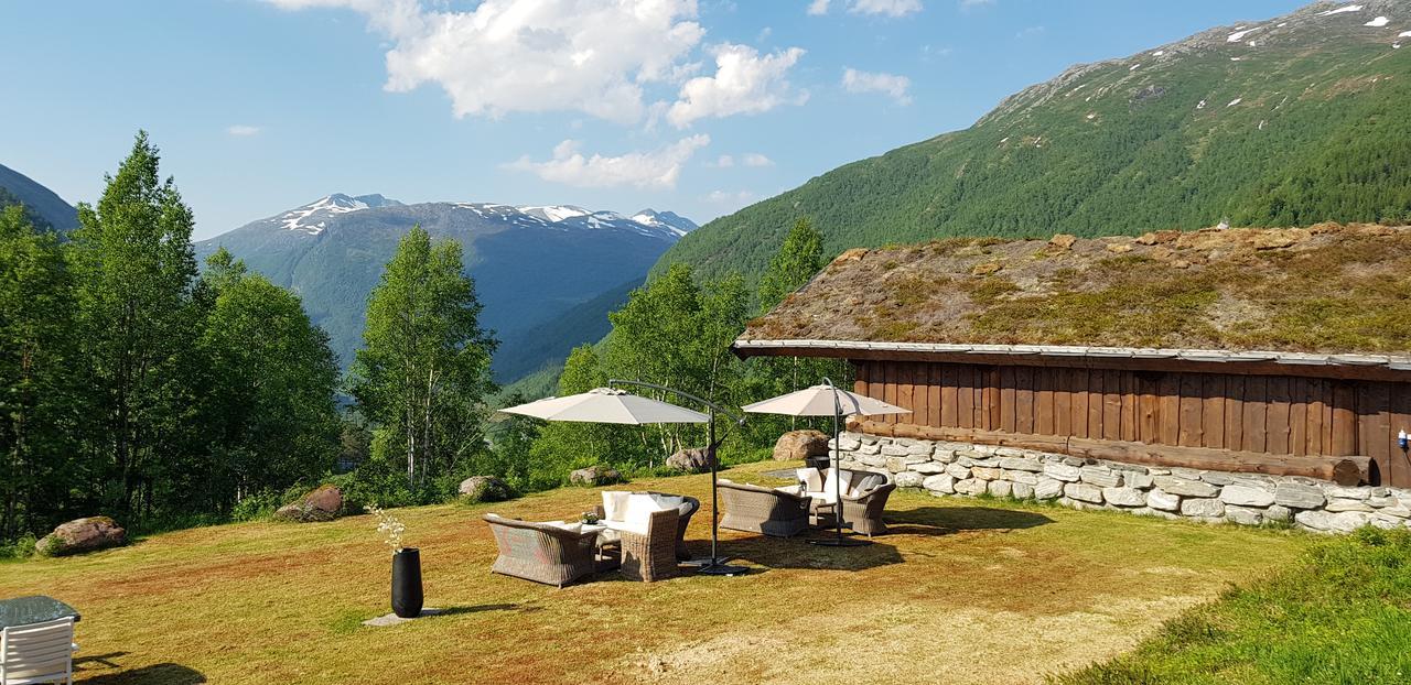 Blatind Boutique Hotel Stordal Exterior foto